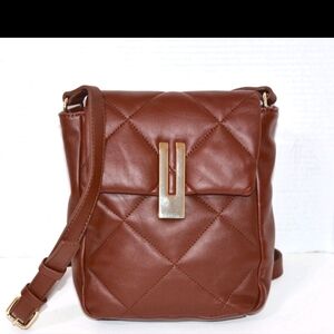 Vince Camuto Doty Crossbody Quilted Leather Shoulder Bag Purse Whiskey  Brown